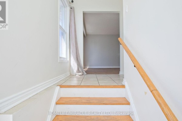 Primary Bedroom - 38 Medici Place, Brampton, ON L6S3C6 Photo 4