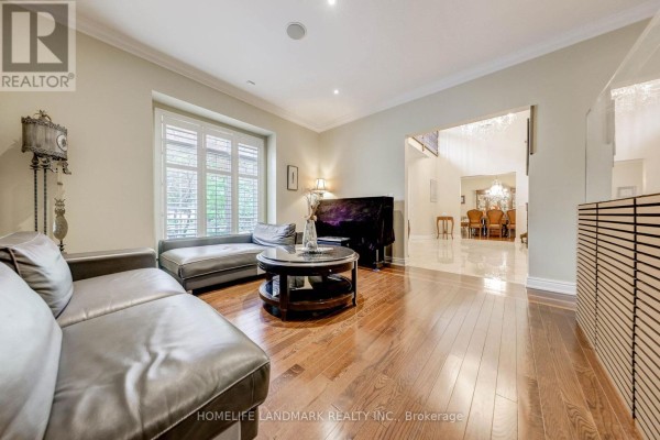Kitchen - 38 Misty Crescent, Toronto, ON M3B1T3 Photo 5