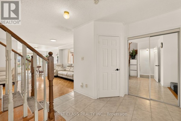 Primary Bedroom - 38 Pacific Wind Crescent, Brampton, ON L6R2B1 Photo 4