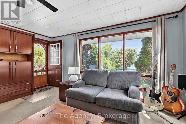 38 Pine Street, Tay, ON L0K2C0 Photo 4