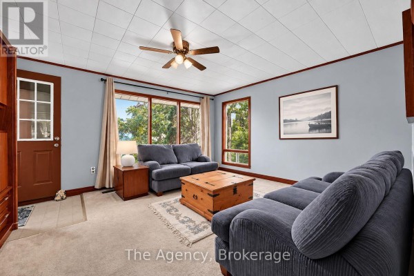 38 Pine Street, Tay, ON L0K2C0 Photo 5