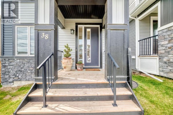 2pc Bathroom - 38 Precedence Glen, Cochrane, AB T4C2W7 Photo 3