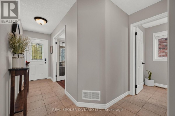 Dining room - 38 Roberta Street, Woolwich, ON N3B3N7 Photo 4