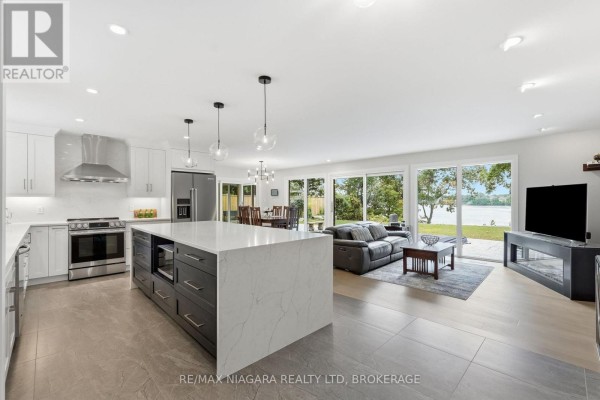 Sunroom - 38 Royal Henley Boulevard, St  Catharines, ON L2N4S1 Photo 5