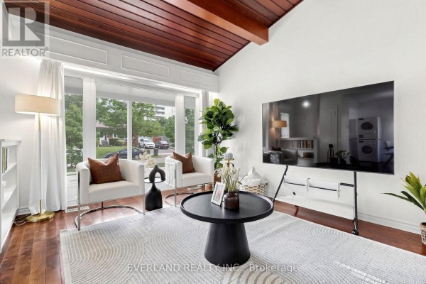 38 Six Nations Avenue, Toronto, ON, photo 2
