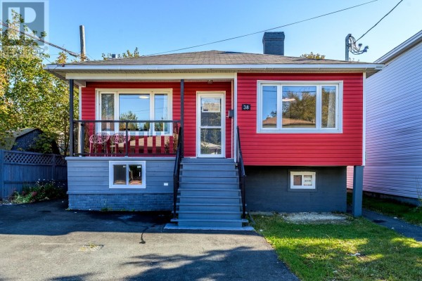 Laundry room - 38 Smith Avenue, St  John S, NL A1C5G1 Photo 2