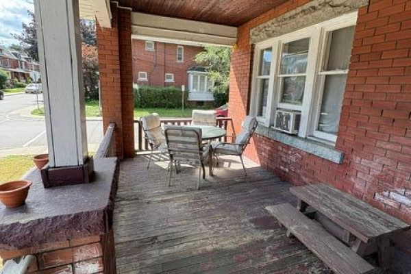 Utility room - 38 Spadina Avenue, Hamilton, ON L8M2W9 Photo 3