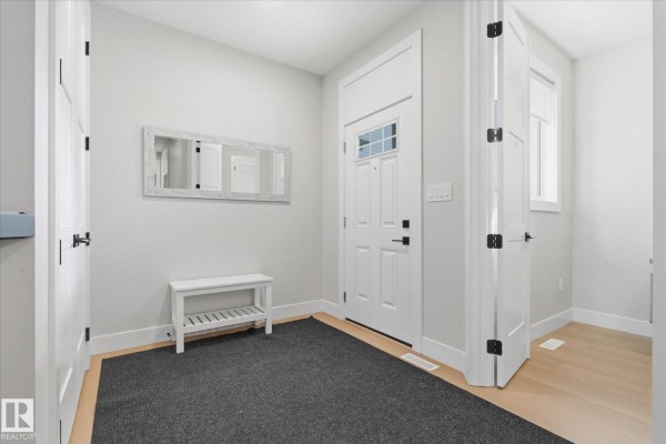 Kitchen - 38 Starling Wy, Fort Saskatchewan, AB T8L0Y1 Photo 3