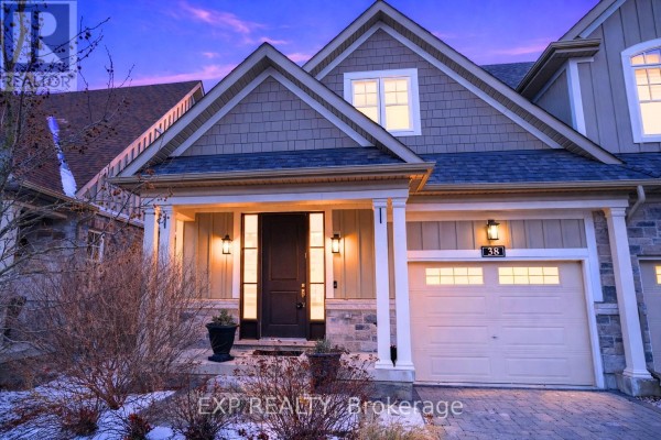 38 Windsor Circle, Niagara On The Lake, ON L0S1J0 Photo 2