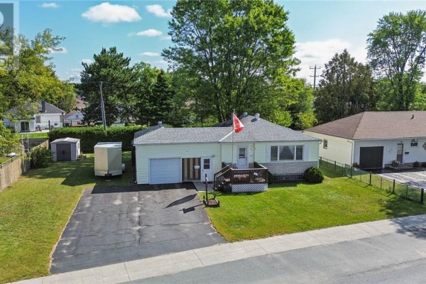 380 Avery Drive, Espanola