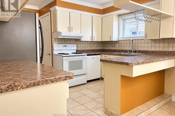 Bedroom 4 - 380 Norman Street, Timmins, ON P4N4B7 Photo 2