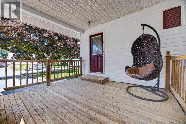 380 Sunset Avenue, Miramichi, NB, photo 3