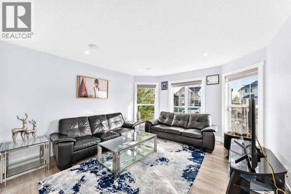Living room - 380 Taradale Drive Ne, Calgary, AB T3J4S2 Photo 4