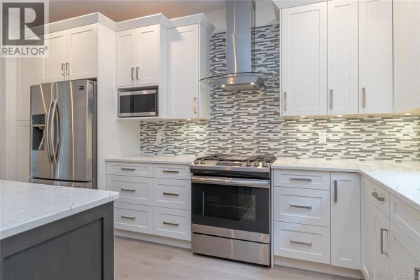 Laundry room - 3800 Creekside Dr, Bowser, BC V0R1G0 Photo 5