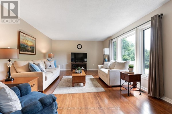 3800 Wolf Grove Road, Lanark Highlands, ON K0G1K0 Photo 5