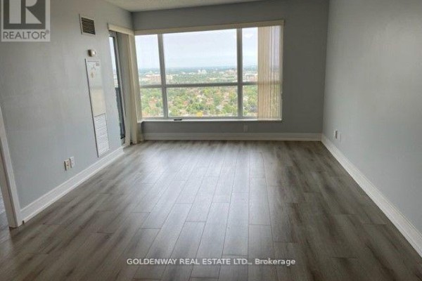 Kitchen - 3801 - 125 Village Green Square S, Toronto, ON M1S0G3 Photo 3