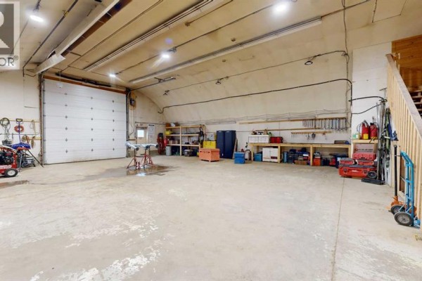 3804 47 Avenue, Stettler, AB T4K1J5 Photo 4
