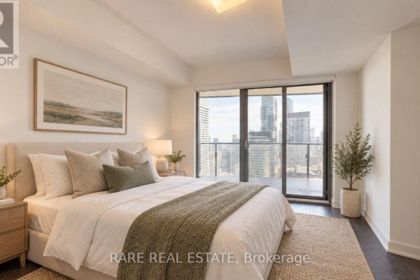 Living room - 3805 - 11 Wellesley Street, Toronto, ON M4Y0G4 Photo 2