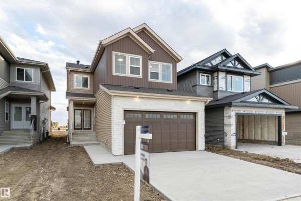Kitchen - 3805 38 Ave, Beaumont, AB T4X3A1 Photo 3