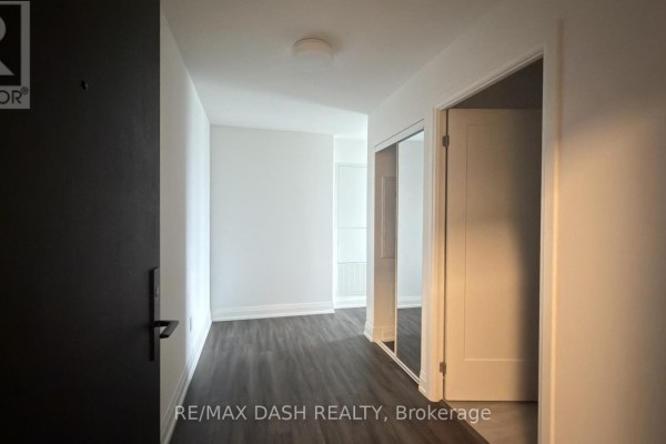 3806 - 20 Soudan Avenue, Toronto, ON M4S0E2 Photo 2