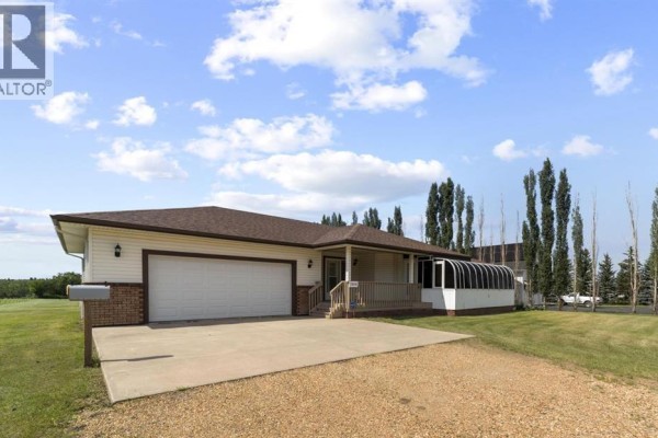 2pc Bathroom - 3806 50 Street, Camrose, AB T4V4B8 Photo 4