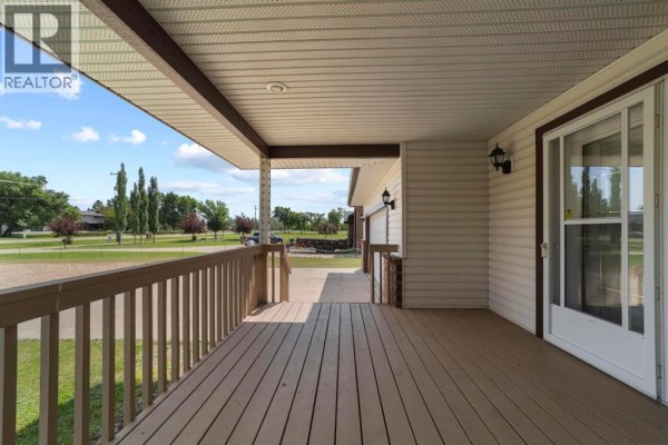 Primary Bedroom - 3806 50 Street, Camrose, AB T4V4B8 Photo 5
