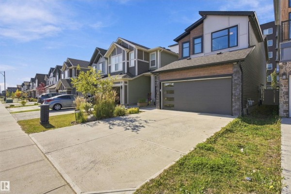 Family room - 3806 Erlanger Dr Nw Nw, Edmonton, AB T6M1R8 Photo 4