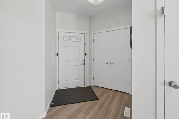 Primary Bedroom - 3807 Cherry Lo Sw, Edmonton, AB T6X2K7 Photo 4