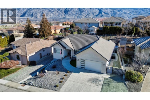 3807 Fairwinds Drive, Osoyoos, BC, photo 2
