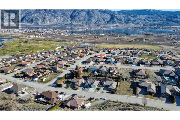3807 Fairwinds Drive, Osoyoos, BC, photo 3