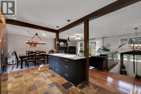 38101 Chestnut Avenue, Squamish, BC V8B0X6 Photo 3