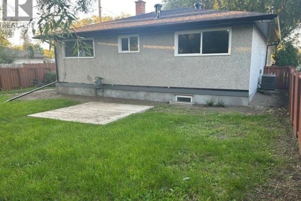 Bedroom - 3811 Van Horne Avenue, Regina, SK S4S1M5 Photo 5