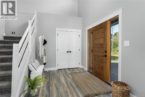 3811 Woodland Dr, Campbell River, BC, photo 3