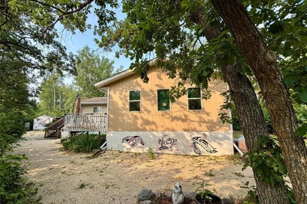 Family room - 38135 Hillside Beach Road, Hillside Beach, MB R0E2A0 Photo 2