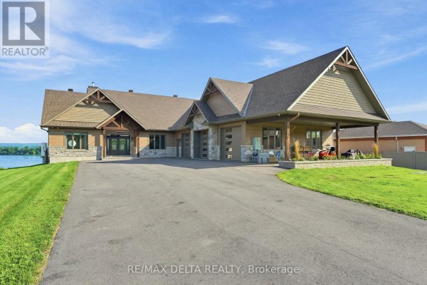 3815 Old Highway 17 Road, Clarence Rockland, ON, photo 2