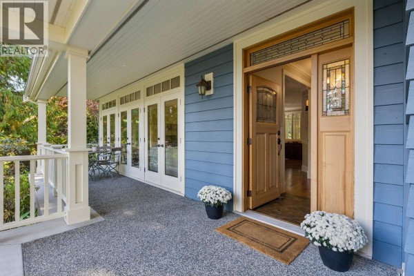3815 Sunnycrest Drive, North Vancouver, BC V7R3C5 Photo 3