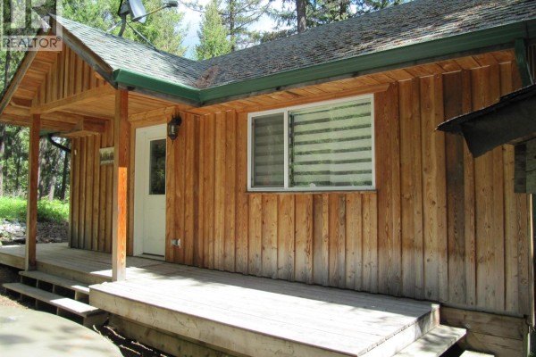 3817 Canim-hendrix Lake Road, Canim Lake, BC V0K1M0 Photo 4