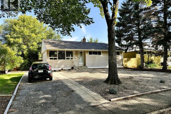 Kitchen - 3818 Normandy Avenue, Regina, SK S4S0Y3 Photo 2
