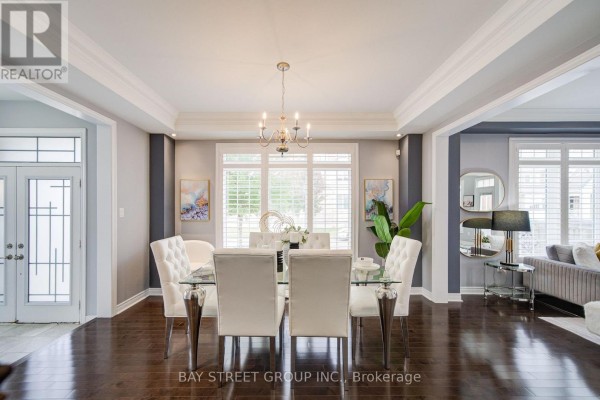 Primary Bedroom - 382 Begonia Gardens, Oakville, ON L6M1L7 Photo 5