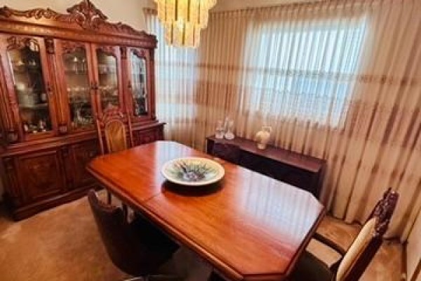 Primary Bedroom - 382 Roxton Road, Toronto, ON M6G3R2 Photo 5