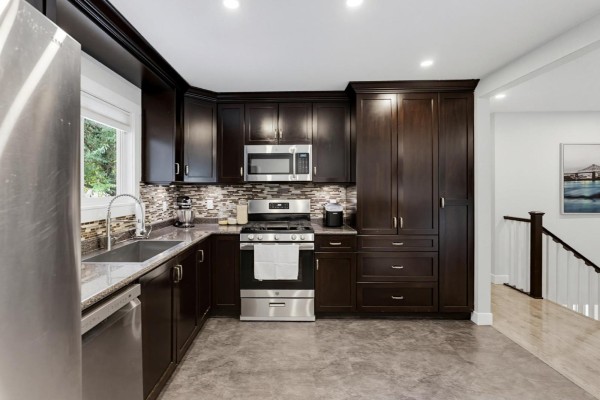 3822 201a Street, Langley, BC V3A1R2 Photo 3