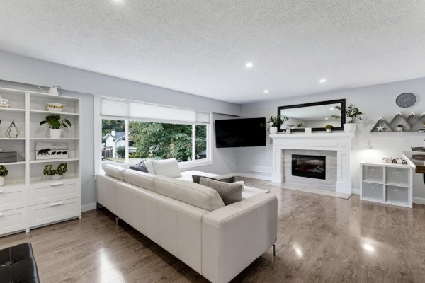 3822 201a Street, Langley, BC V3A1R2 Photo 4