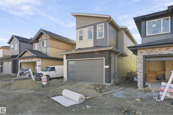 Dining room - 3824 39 St, Beaumont, AB T4X3A1 Photo 2