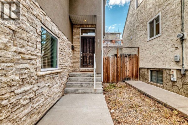 Kitchen - 3825 1 Street Ne, Calgary, AB T2E3E1 Photo 2