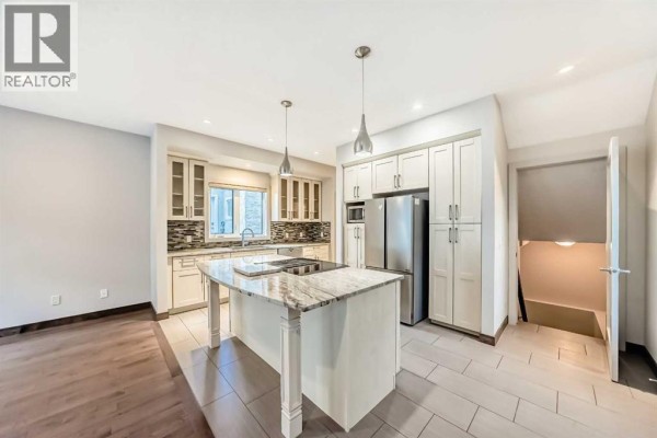 Dining room - 3825 1 Street Ne, Calgary, AB T2E3E1 Photo 4