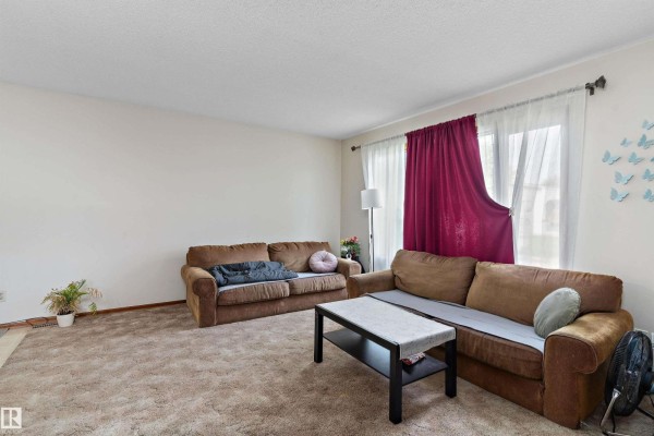 Bedroom 2 - 3825/27 53a St, Wetaskiwin, AB T9A2P5 Photo 5