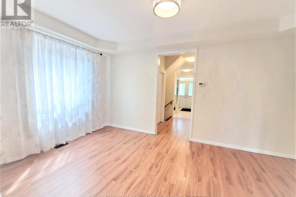 3827 Janice Drive, Mississauga, ON L5M7Y6 Photo 2