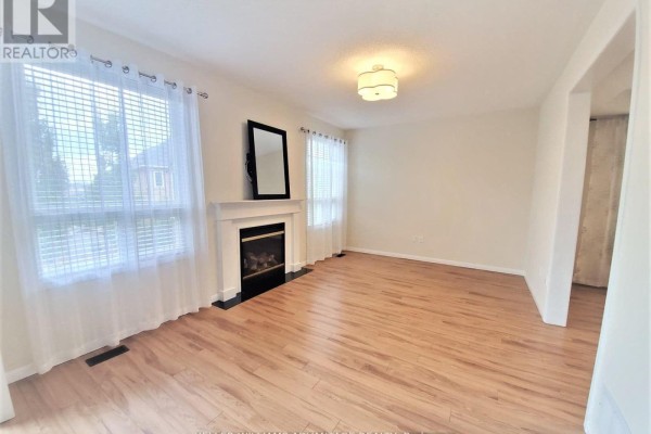 3827 Janice Drive, Mississauga, ON L5M7Y6 Photo 5