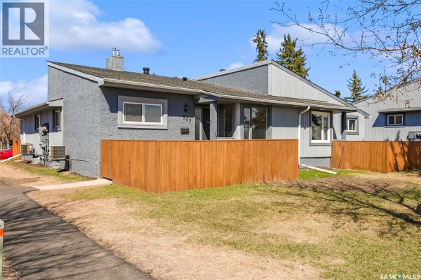 Kitchen - 383 Fines Drive, Regina, SK S4N5T3 Photo 2