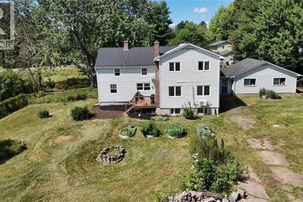 Bath (# pieces 1-6) - 383 New Maryland Hwy, New Maryland, NB E3C2H5 Photo 4